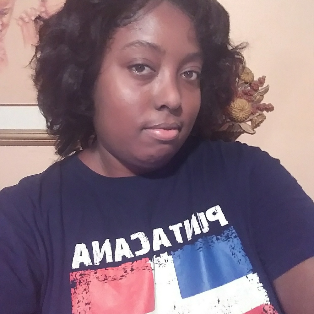 Meet your Posher, Tiara